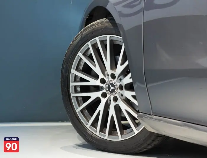 Mercedes-Benz CLA180 2022 - صورة 8