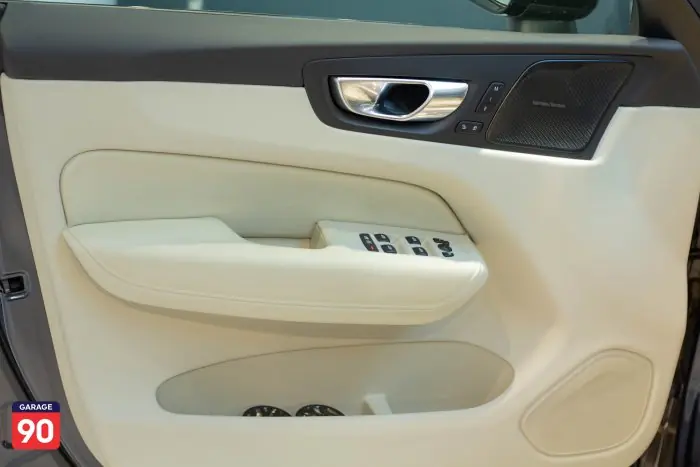 Volvo XC60 2025 - صورة 16