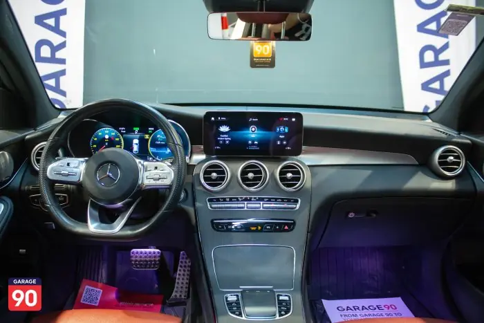 Mercedes Glc300 Amg Wakeel 2021 - صورة 13