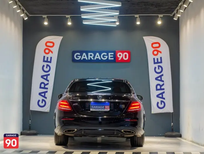 Mercedes-Benz E300e 2019 - صورة 4