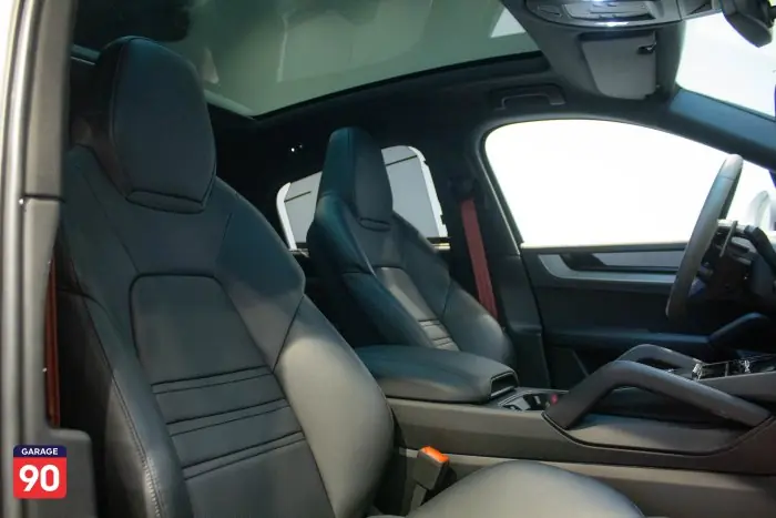 Porsche Cayenne 2024 - صورة 19