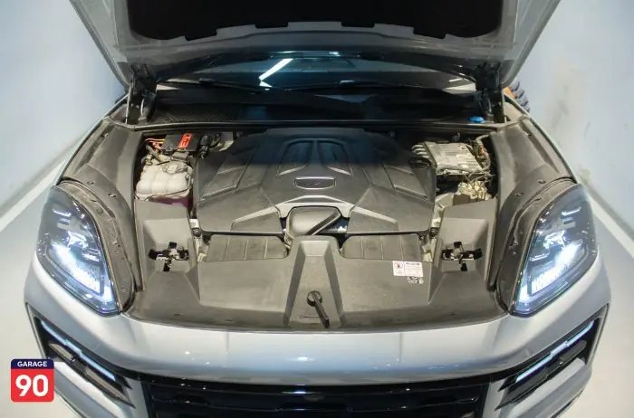 Porsche Cayenne 2024 - صورة 7