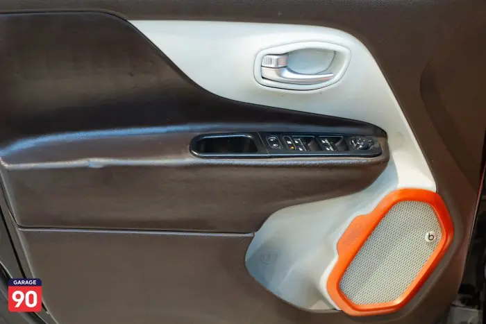 Jeep Renegade 2016 - صورة 17