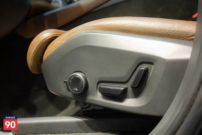 Volvo Xc90 Hl Wakeel 2021 - صورة 17