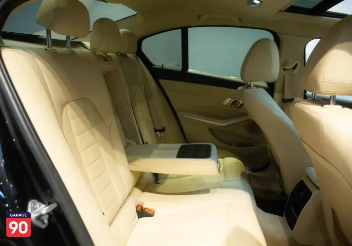 bmw 320i 2020 - صورة 20