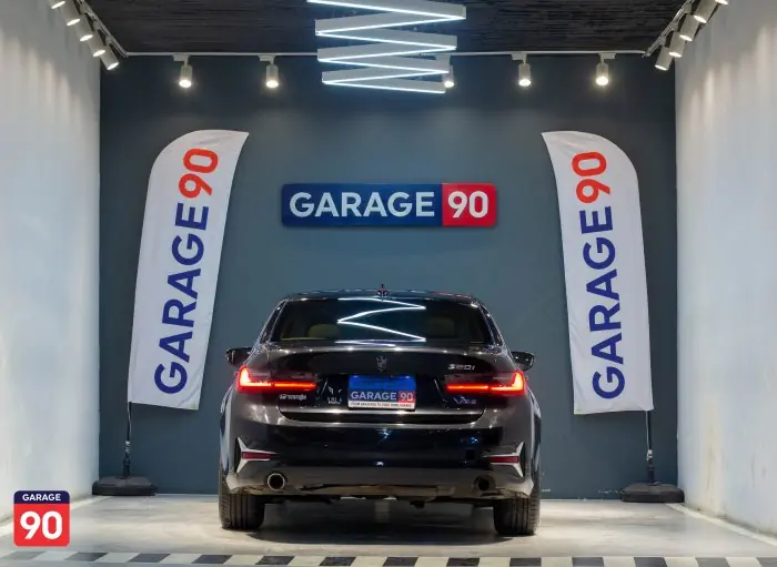 bmw 320i 2020 - صورة 4