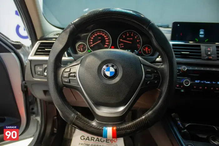 Bmw 318 Luxury Wakeel 2018 - صورة 13