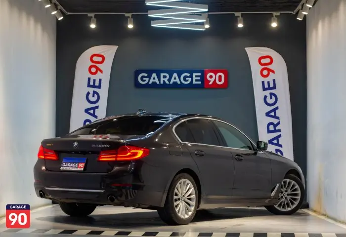 bmw 520i 2020 - صورة 6