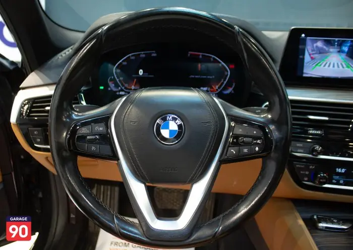 bmw 520i 2020 - صورة 13