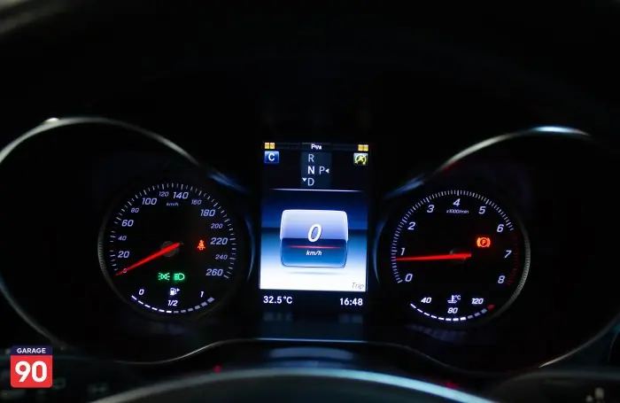 Mercedes-Benz GLC250 2019 - صورة 14