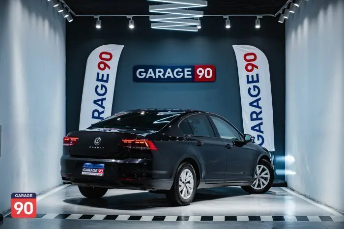 Volkswagen Passat 2021 - صورة 8