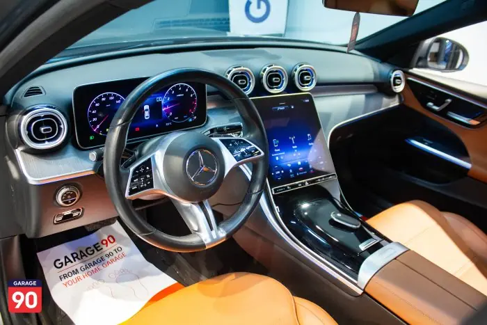 Mercedes-Benz C180 2023 - صورة 13