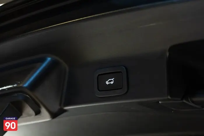 Jaguar F Pace Prestige Wakeel 2019 - صورة 18