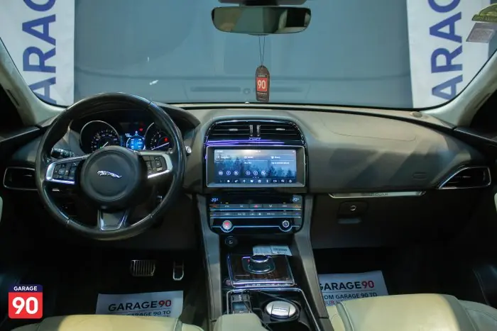 Jaguar F Pace Prestige Wakeel 2019 - صورة 12