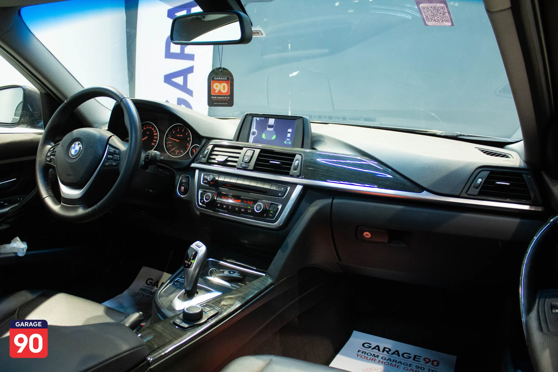 BMW 320 luxury Import 2013 - صورة 10