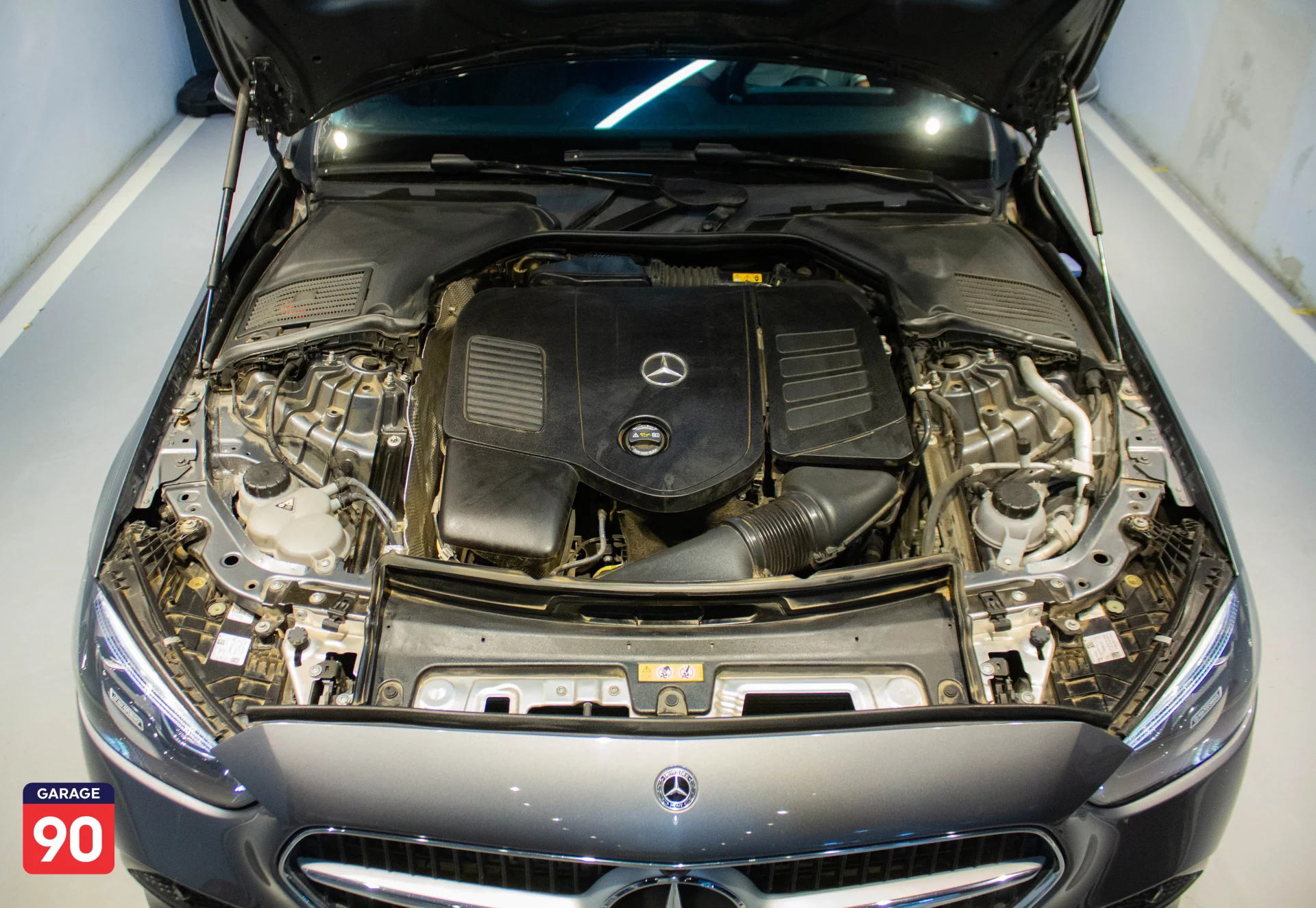 Mercedes C180 Aventguard Wakeel 2025 - صورة 7