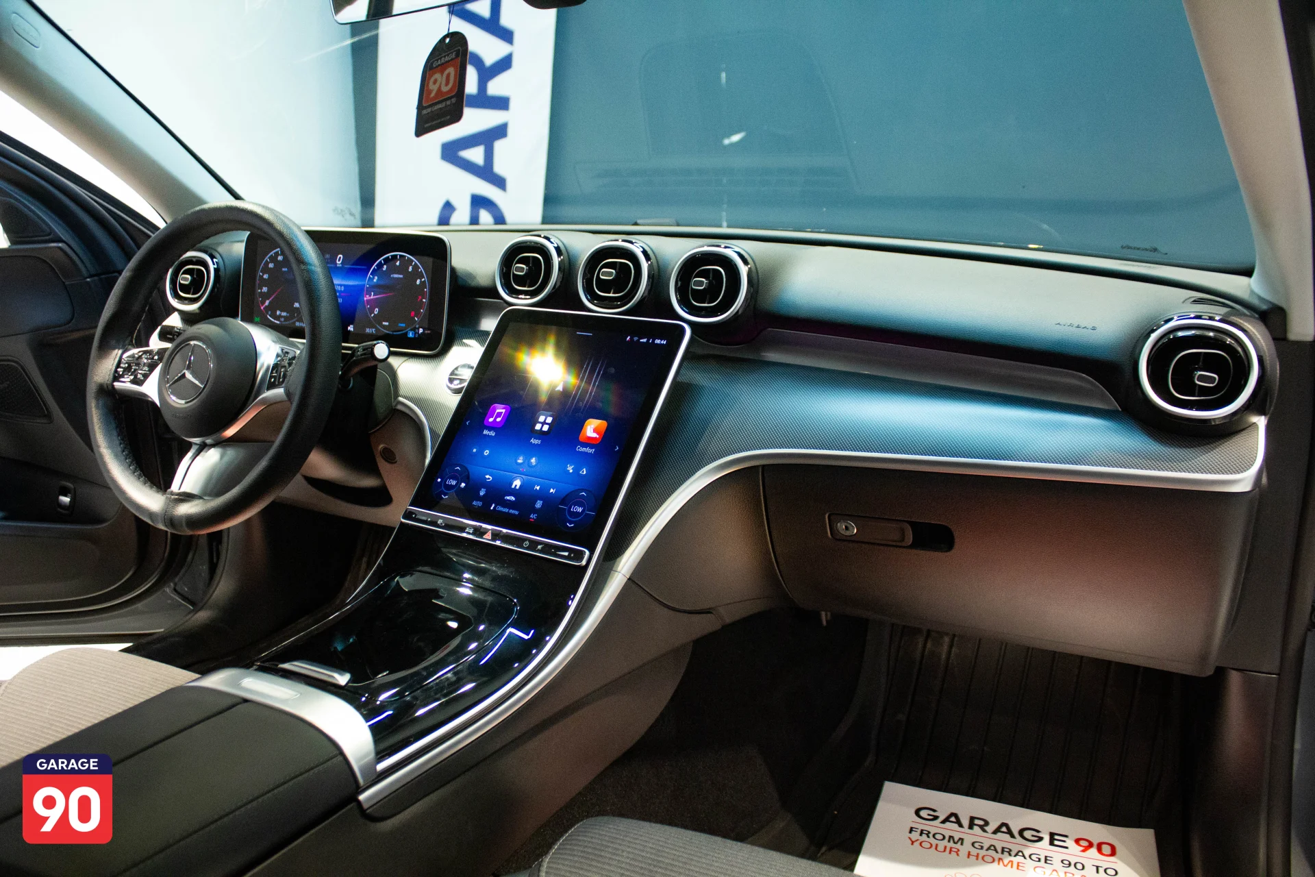 Mercedes C180 Aventguard Wakeel 2025 - صورة 10