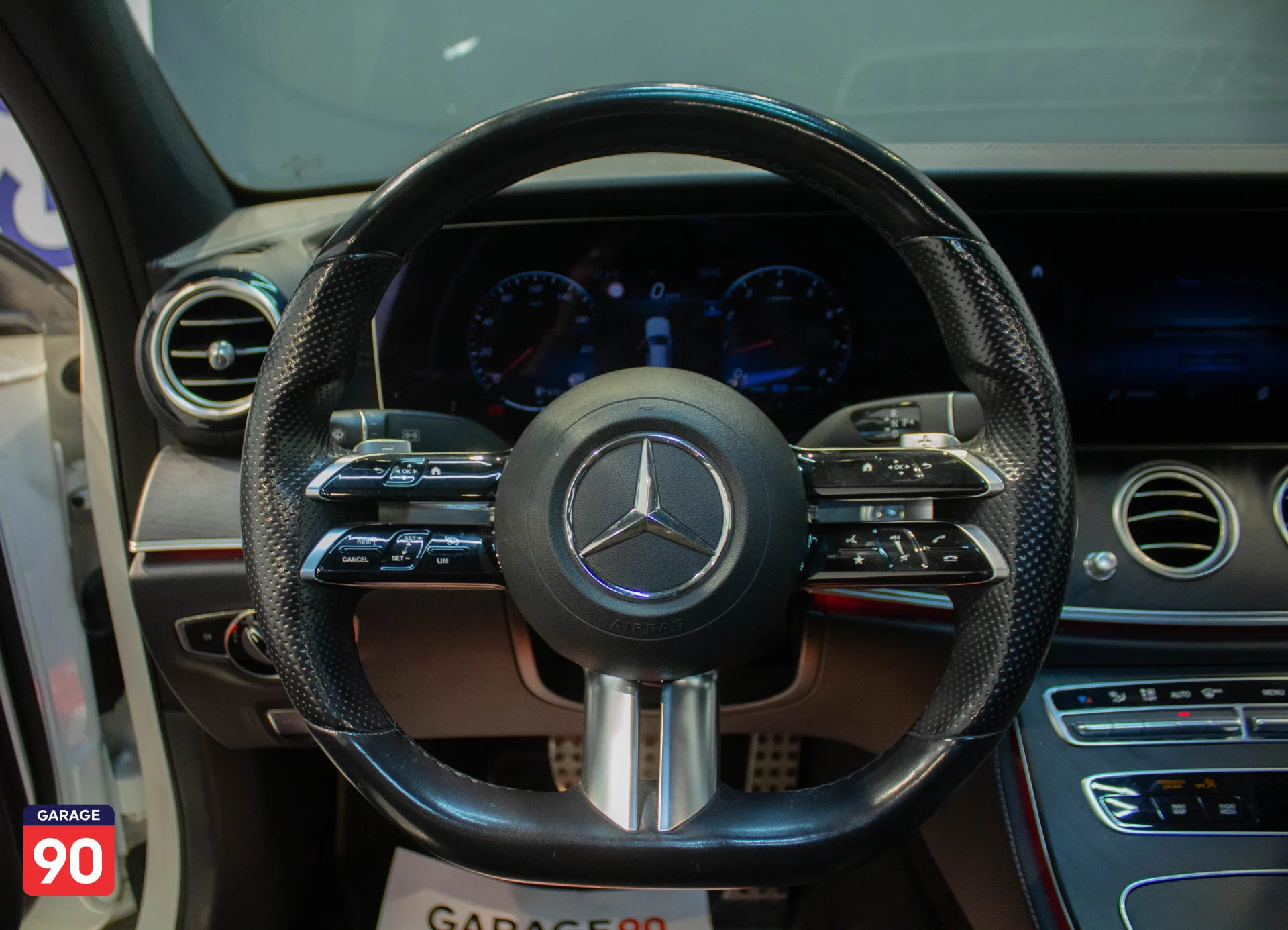 Mercedes E200 Aventguard Plus Import 2022 - صورة 13