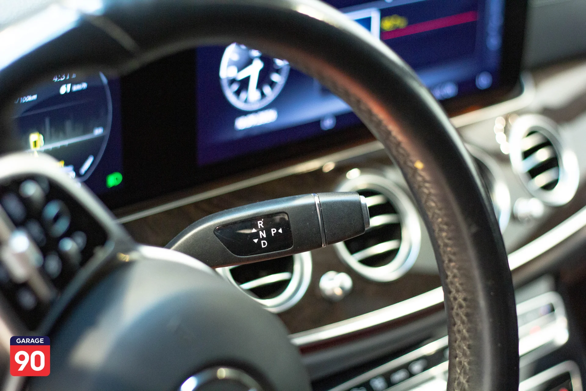 Mercedes E200 Exclusive Wakeel 2020 - صورة 16