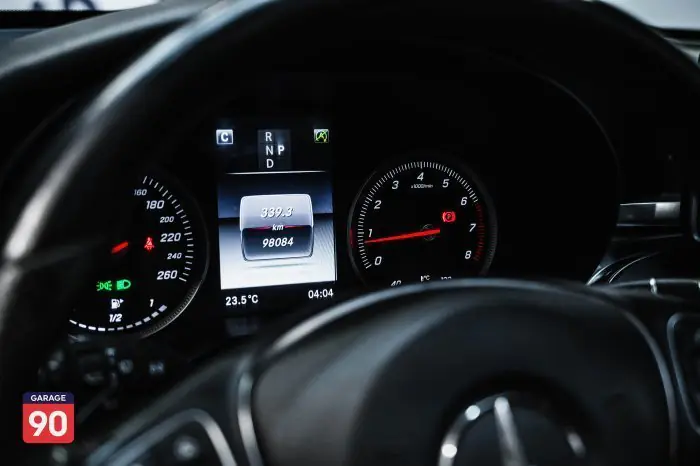 Mercedes-Benz GLC300 2019 - صورة 12