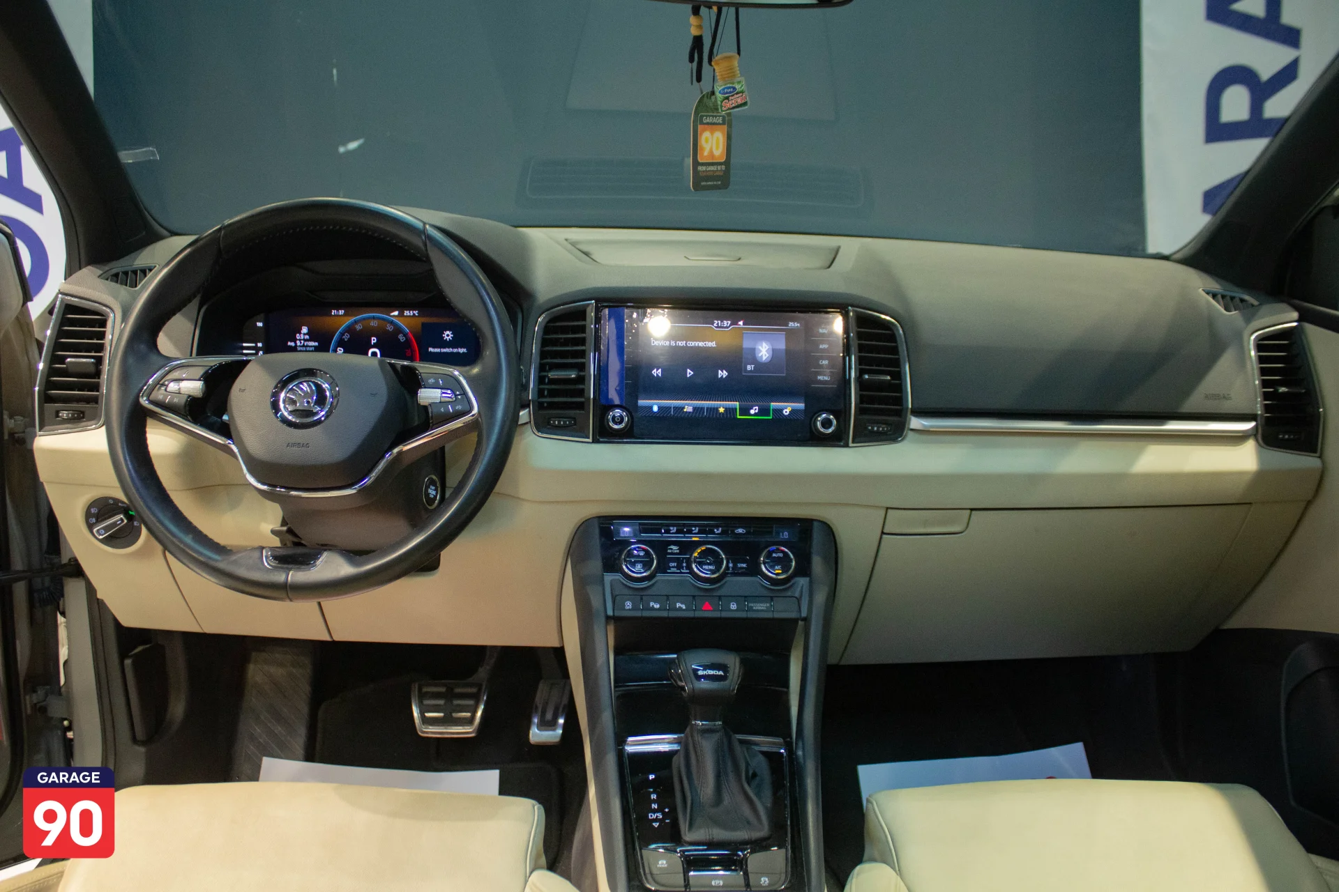 Skoda Karoq Sport Line Import 2022 - صورة 11