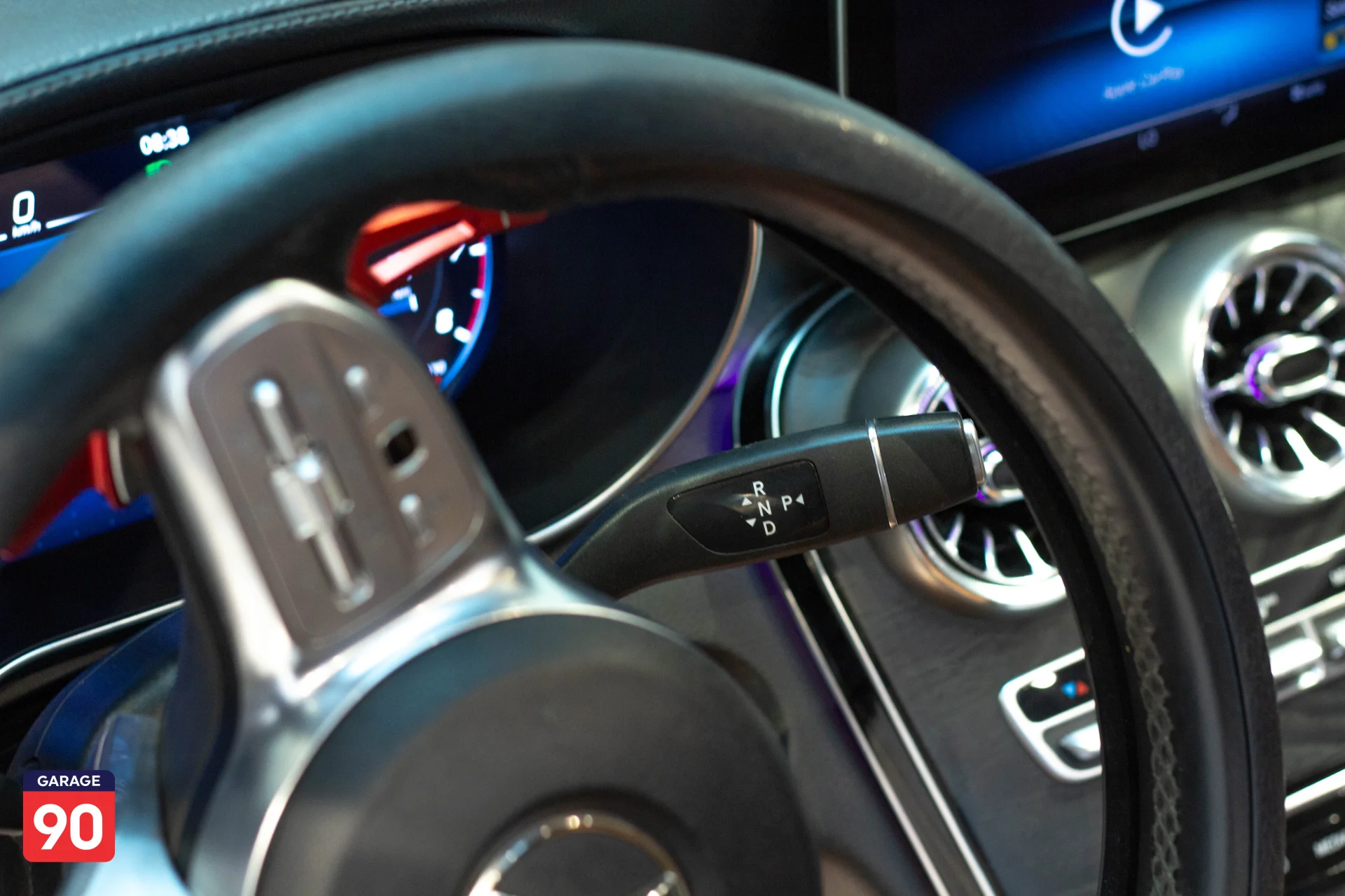 Mercedes C180 Cabriolet AMG Wakeel 2019 - صورة 16