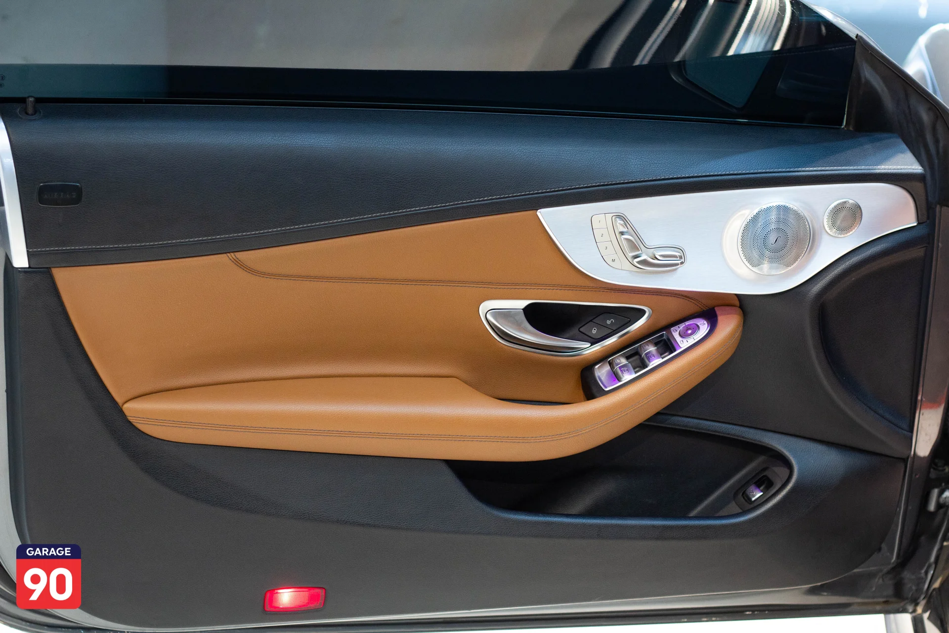 Mercedes C180 Cabriolet AMG Wakeel 2019 - صورة 18