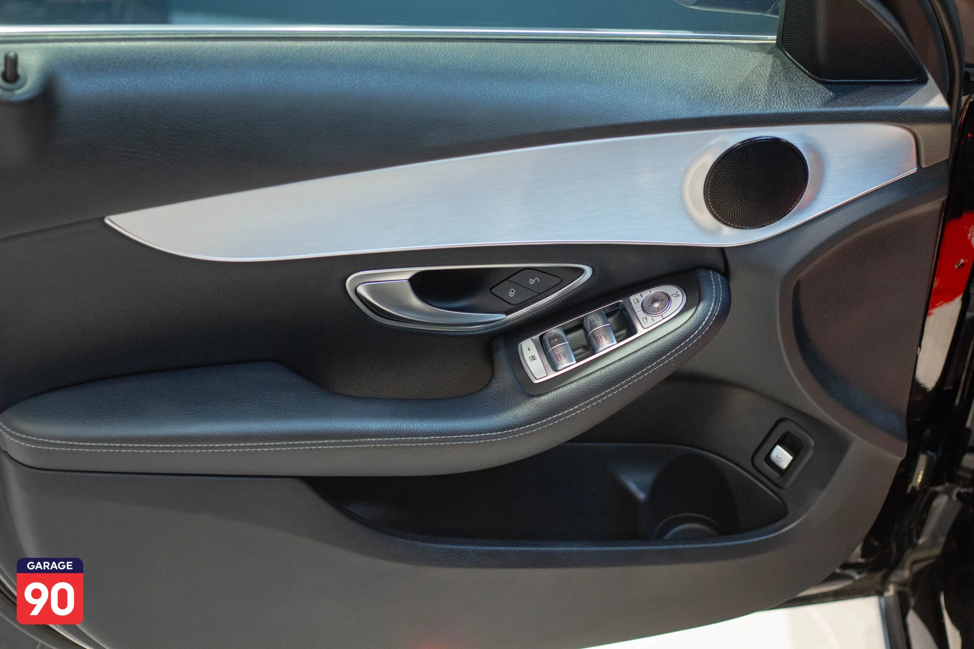 Mercedes C180 Avenguard Plus Wakeel 2019 - صورة 17
