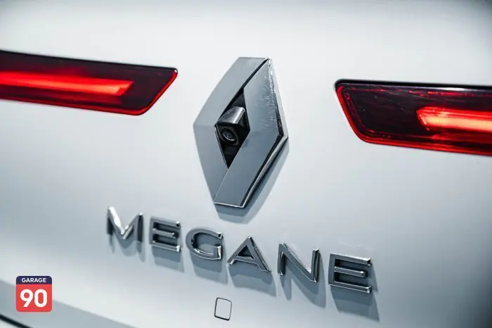 Renault Megane 2022 - صورة 10