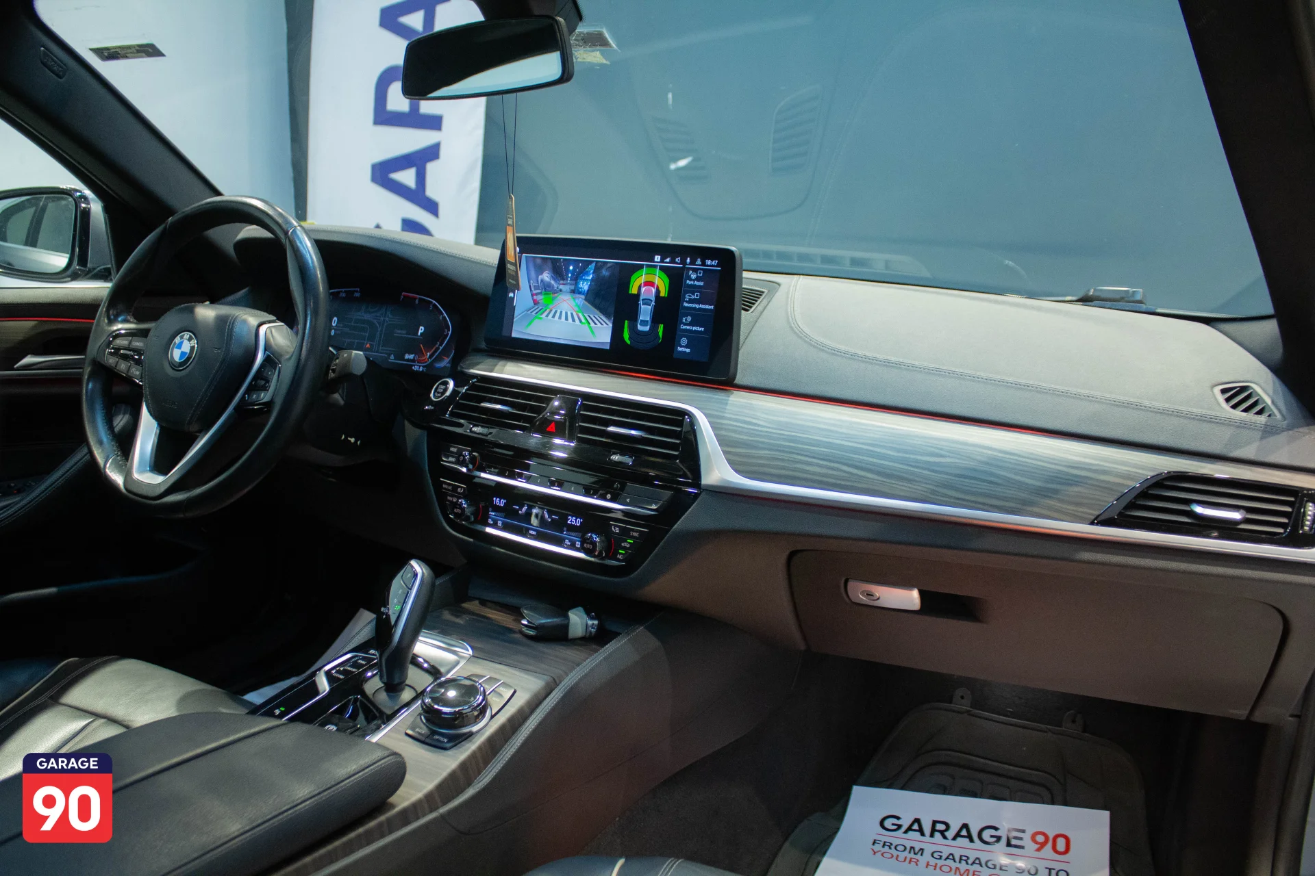 Bmw 520i Luxury Wakeel 2021 - صورة 12