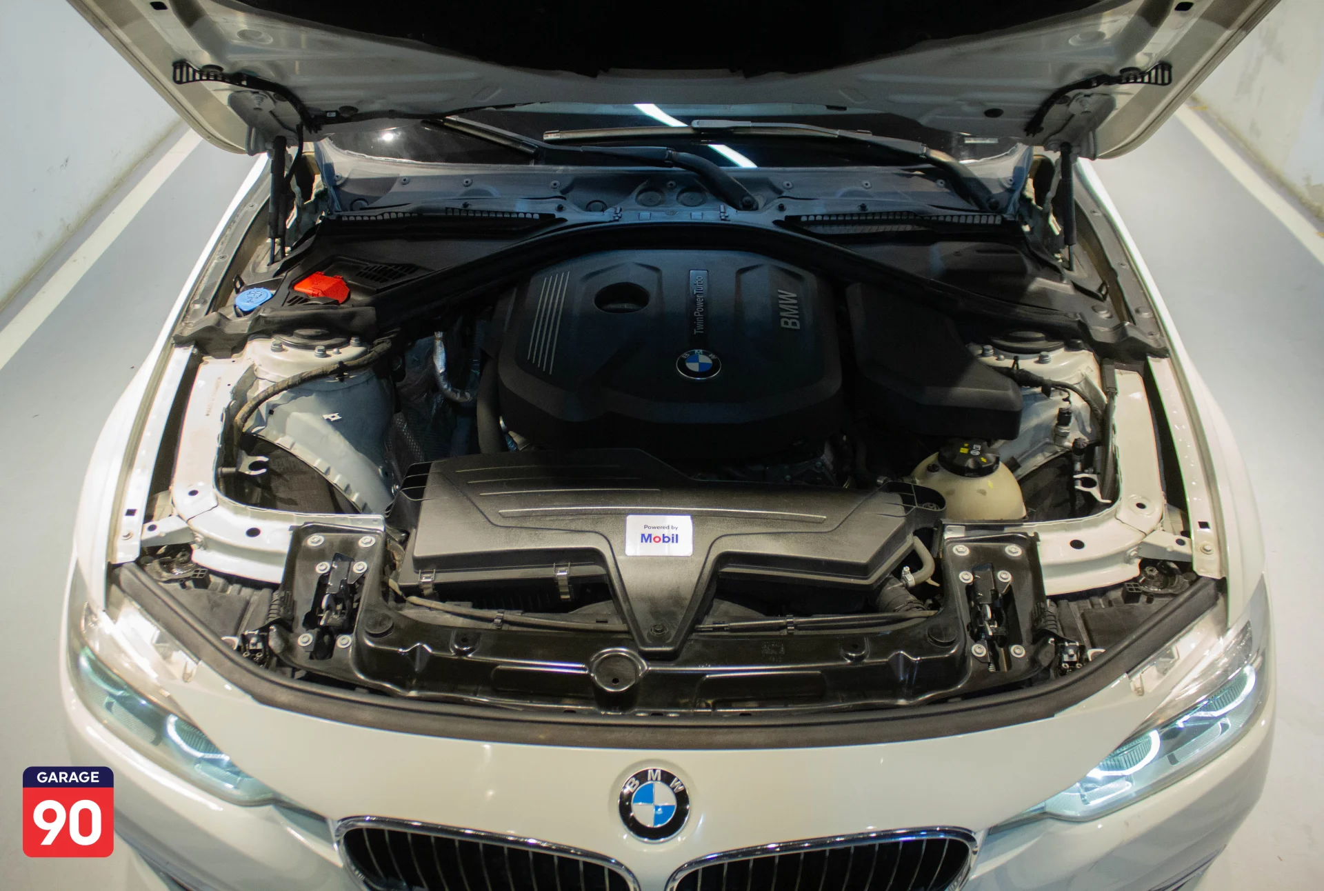 Bmw 318i Luxury Wakeel 2018 - صورة 7