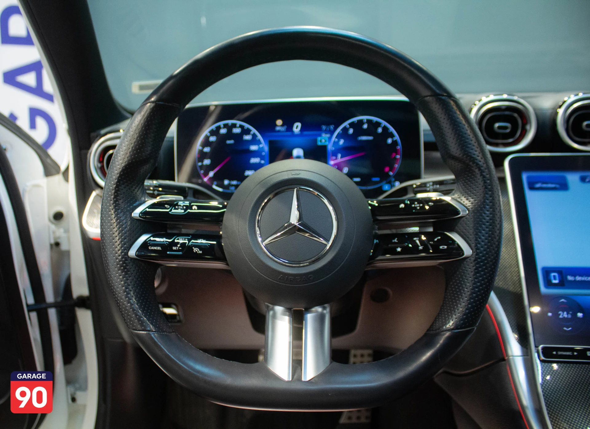 Mercedes C200 AMG Import 2022 - صورة 13