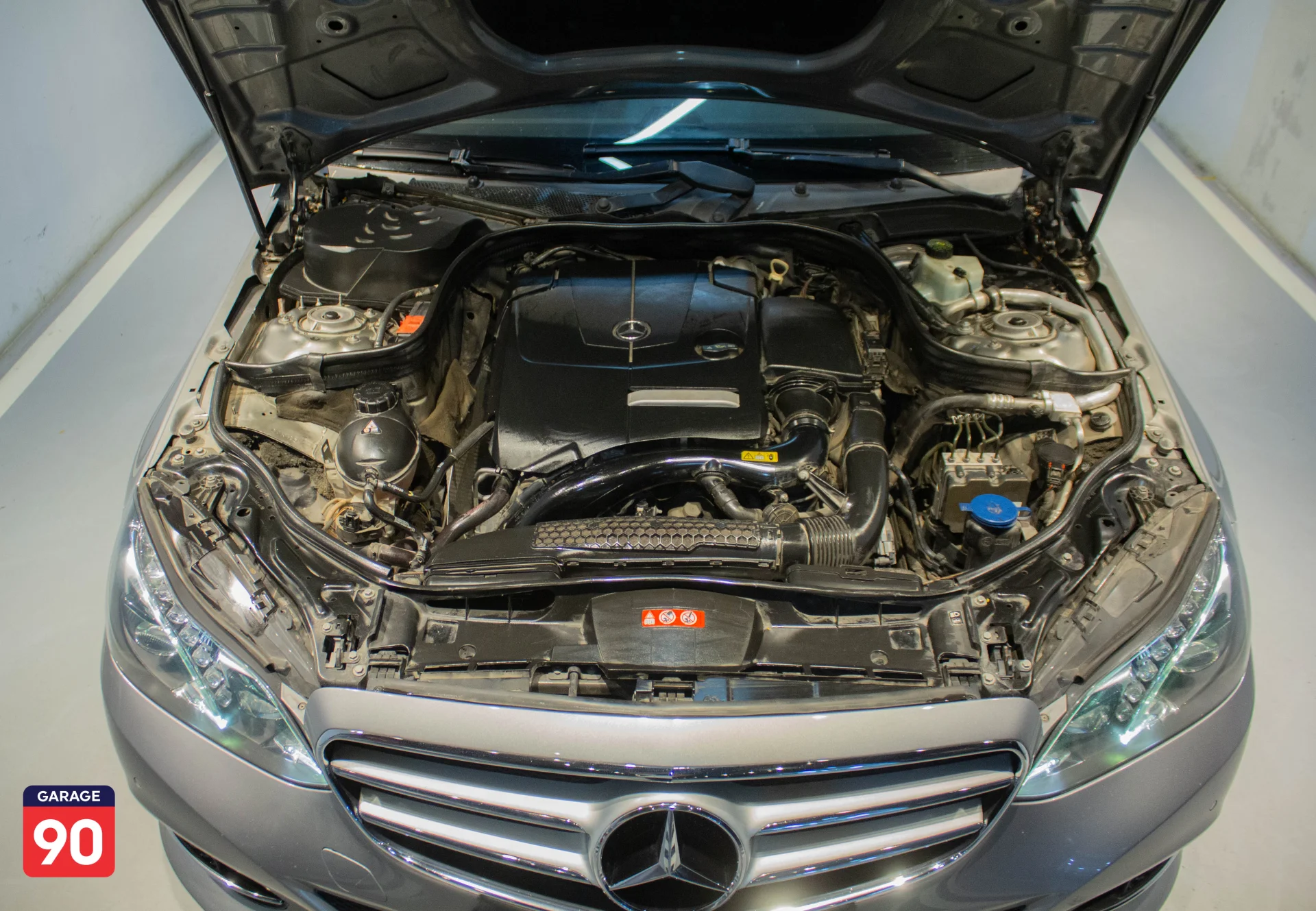Mercedes E200 Avenguarde Wakeel 2014 - صورة 7