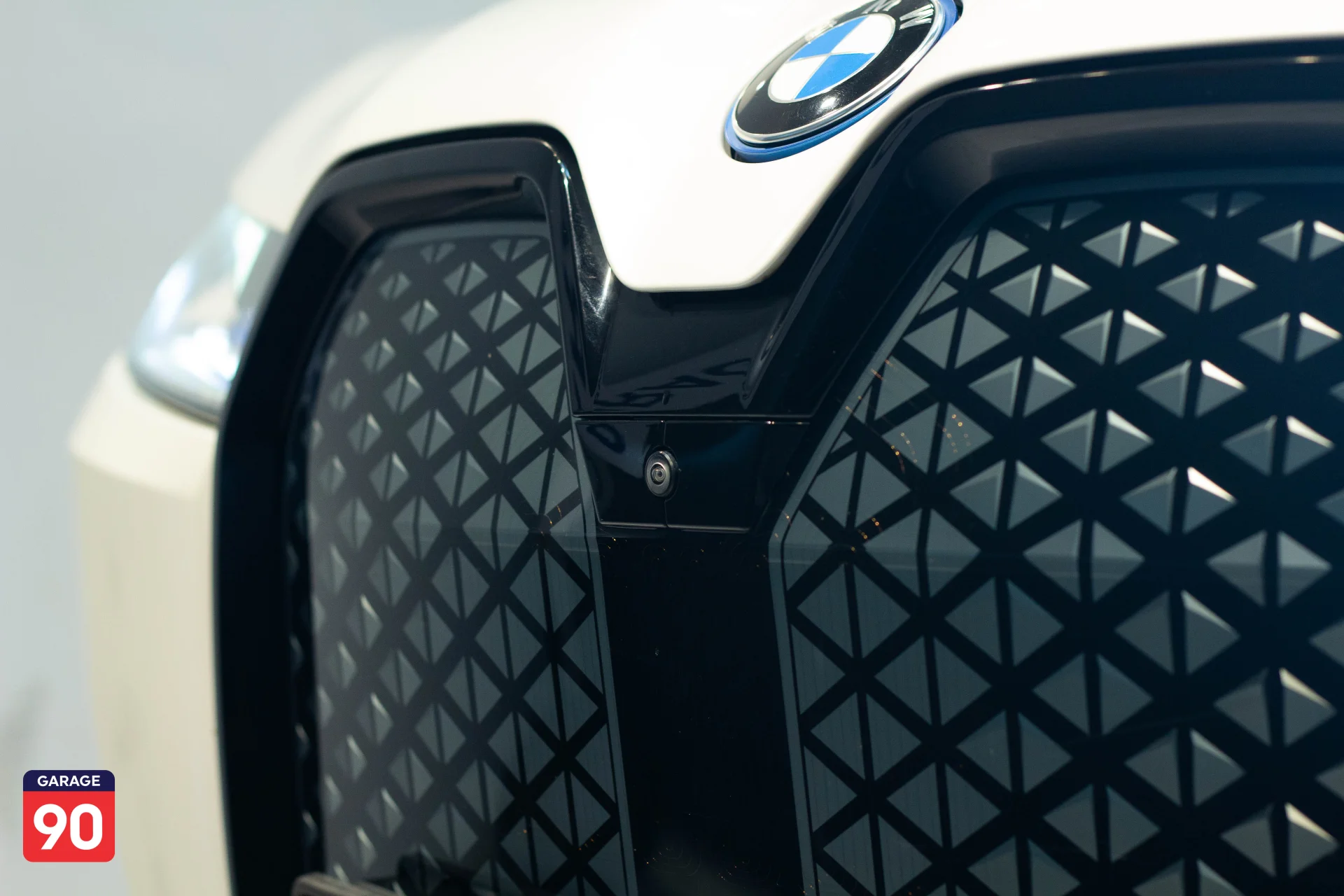 BMW IX X40 Import 2022 - صورة 9