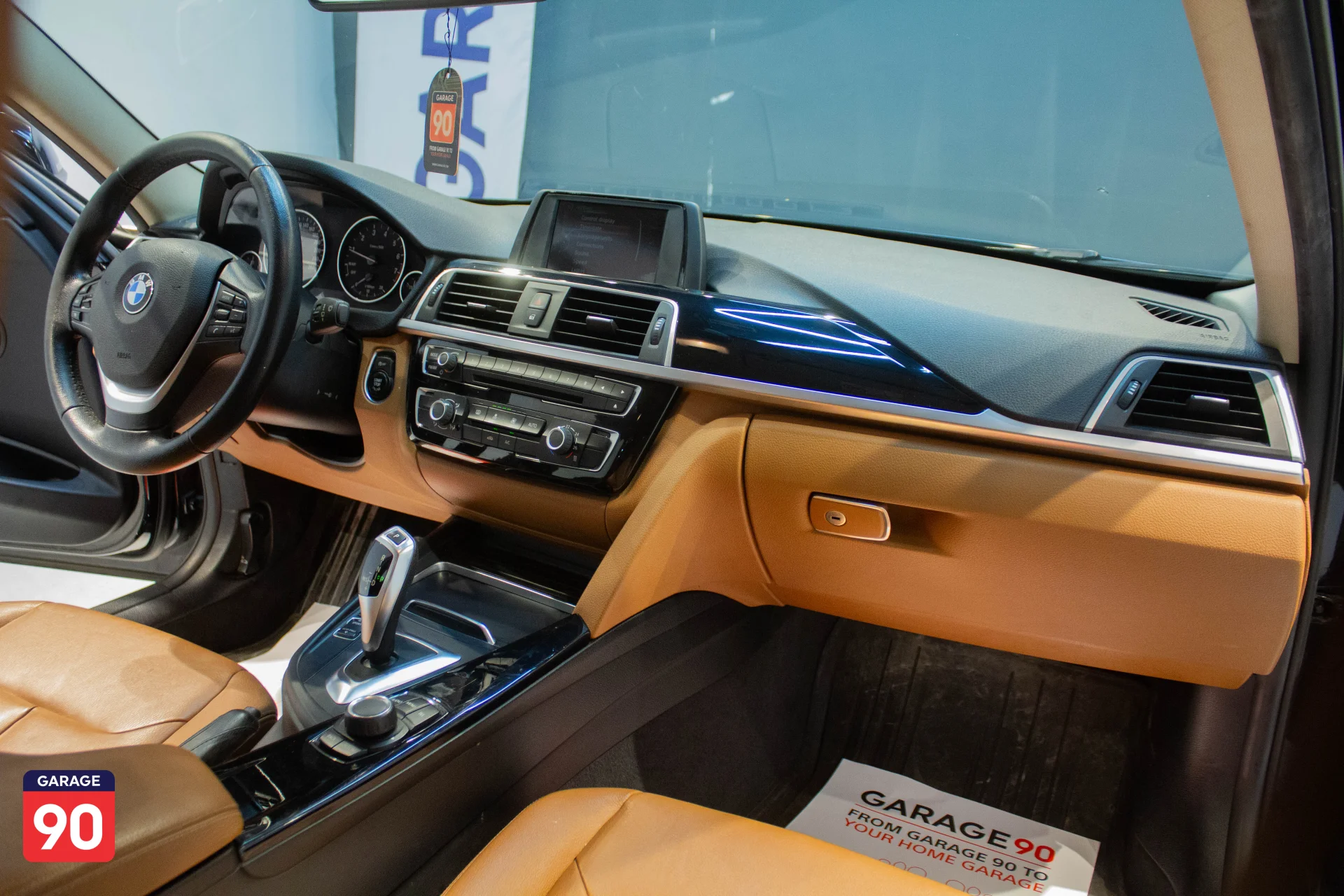 Bmw 318 Luxury Wakeel 2016 - صورة 13