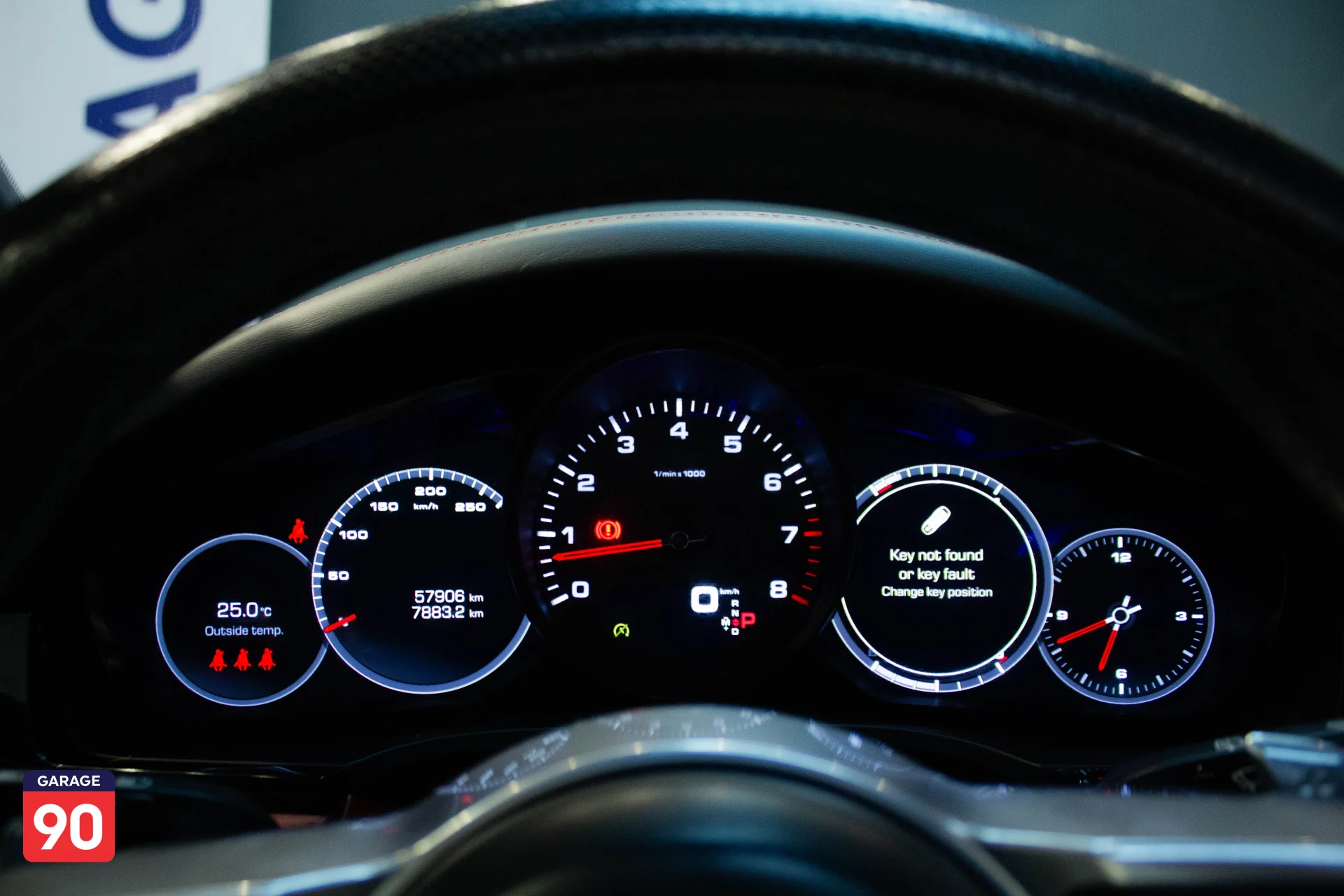 Porsche Cayenne SUV Wakeel  2021 - صورة 14