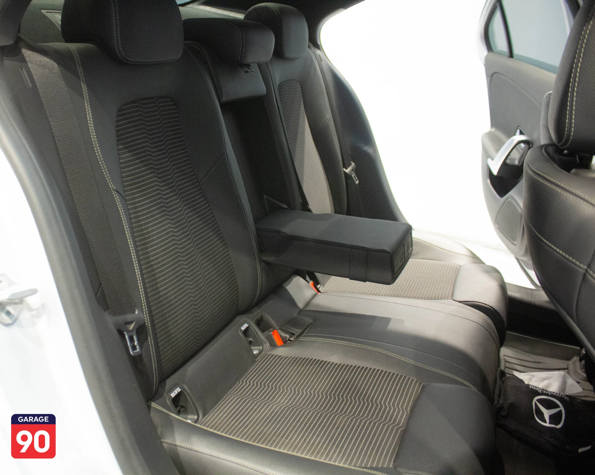 Mercedes A180 Wakeel 2021 - صورة 19