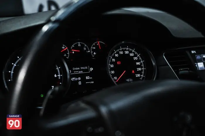 Peugeot 5008 2016 - صورة 16