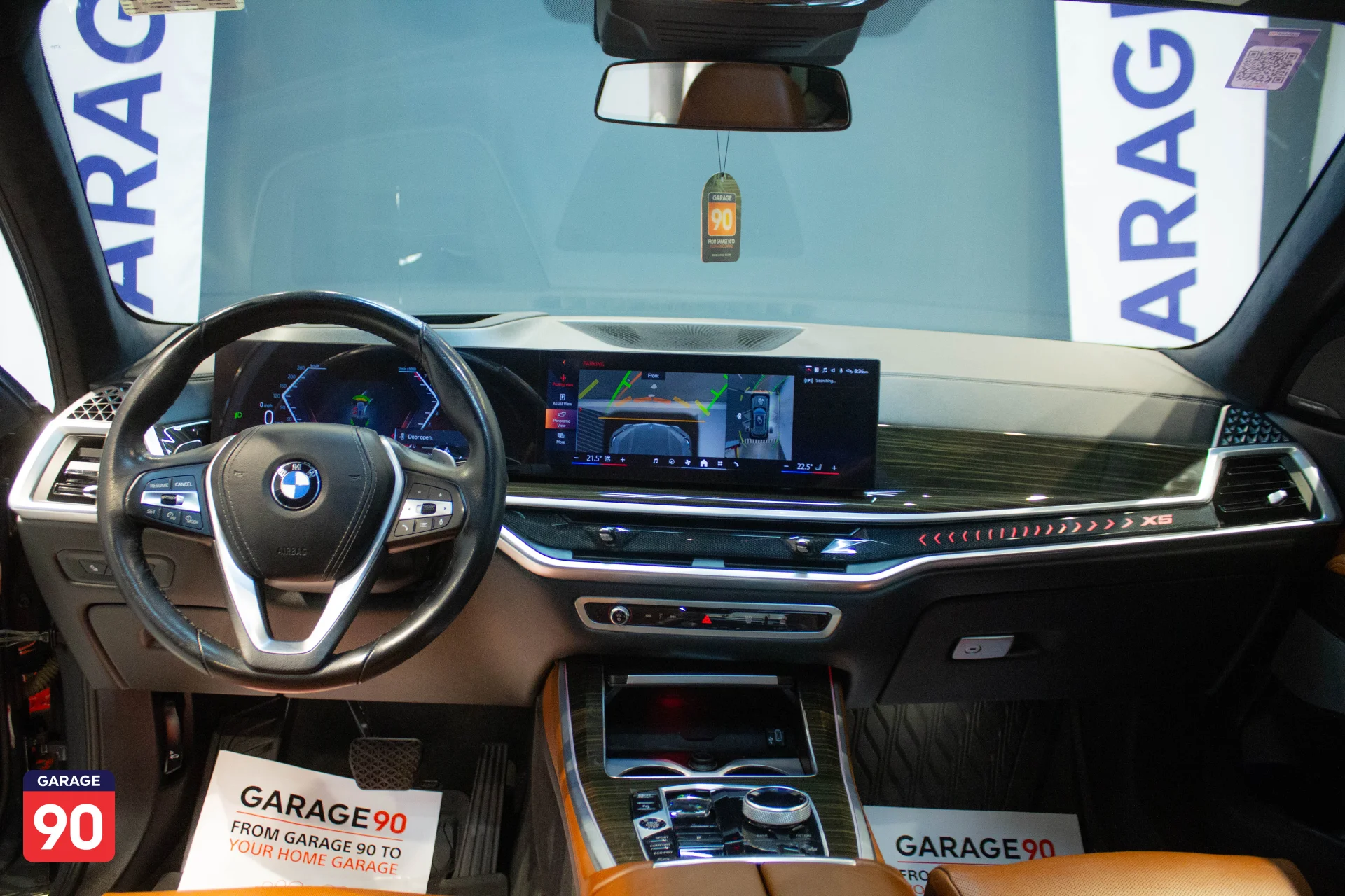 Bmw X5 X Drive 40i SUV Wakeel 2024 - صورة 11