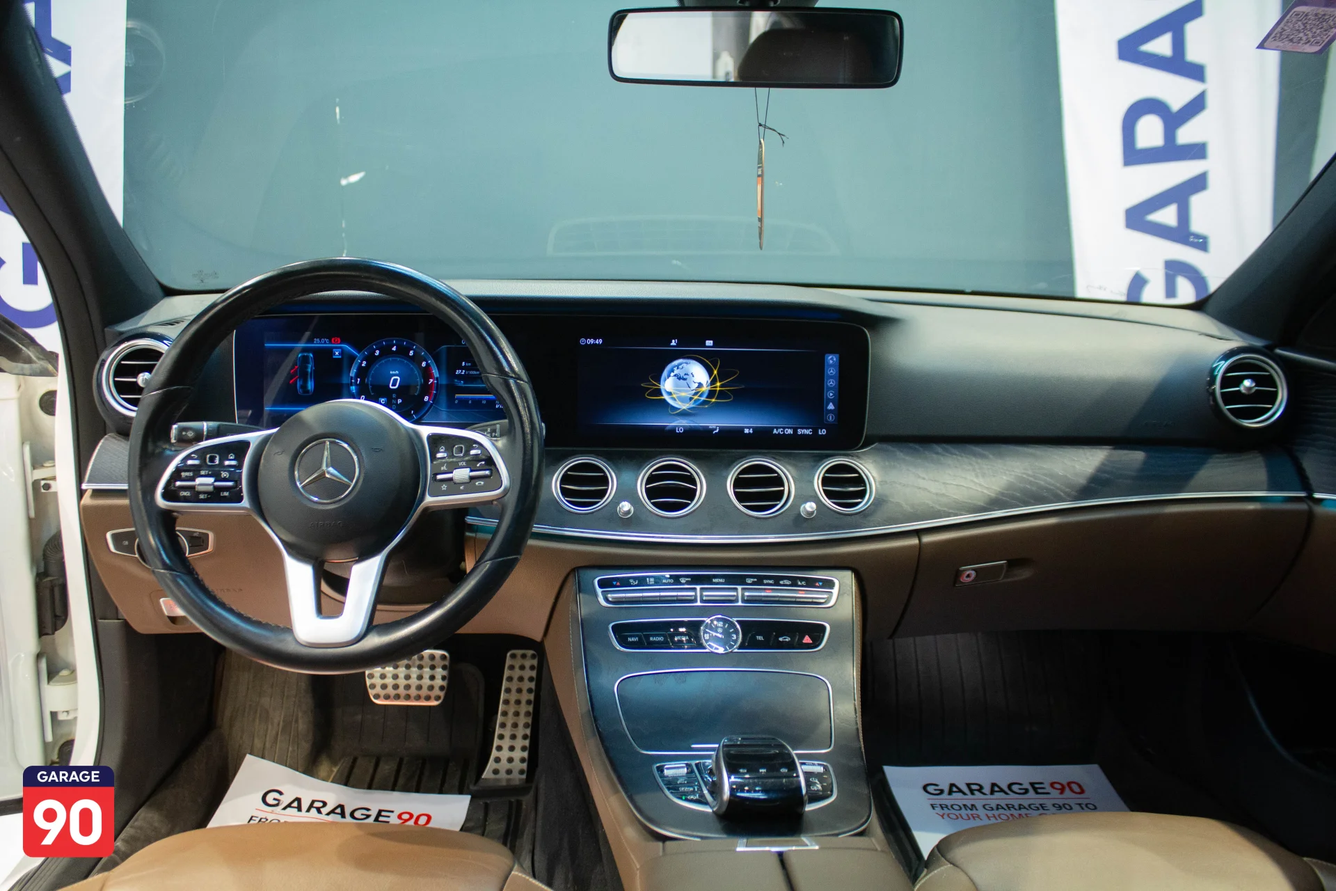 Mercedes E200 Sport Style Wakeel 2020 - صورة 11