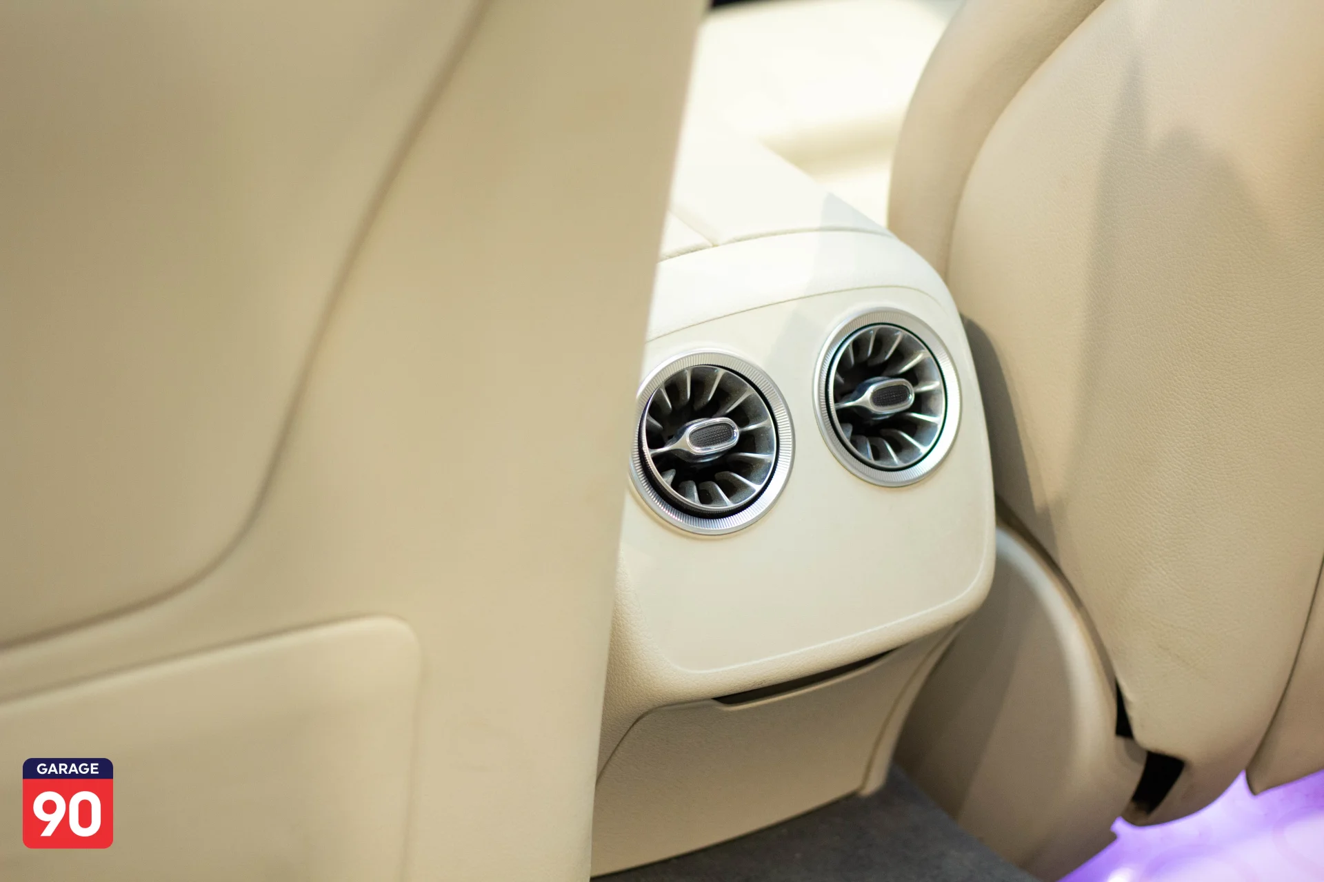 Mercedes E200 Cabriolet AMG Import 2021 - صورة 17