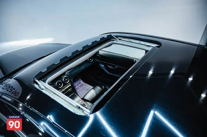 Mercedes-Benz C200 2019 - صورة 11