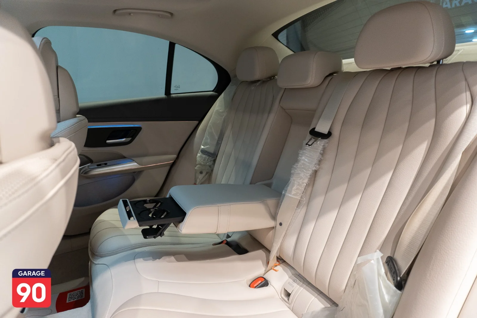 Mercedes E300 Exclusive Wakeel 2024 - صورة 24