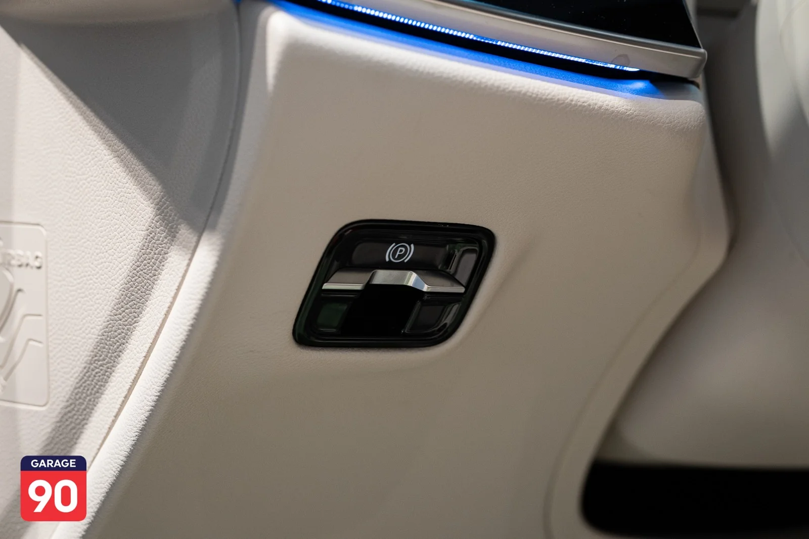Mercedes E300 Exclusive Wakeel 2024 - صورة 20