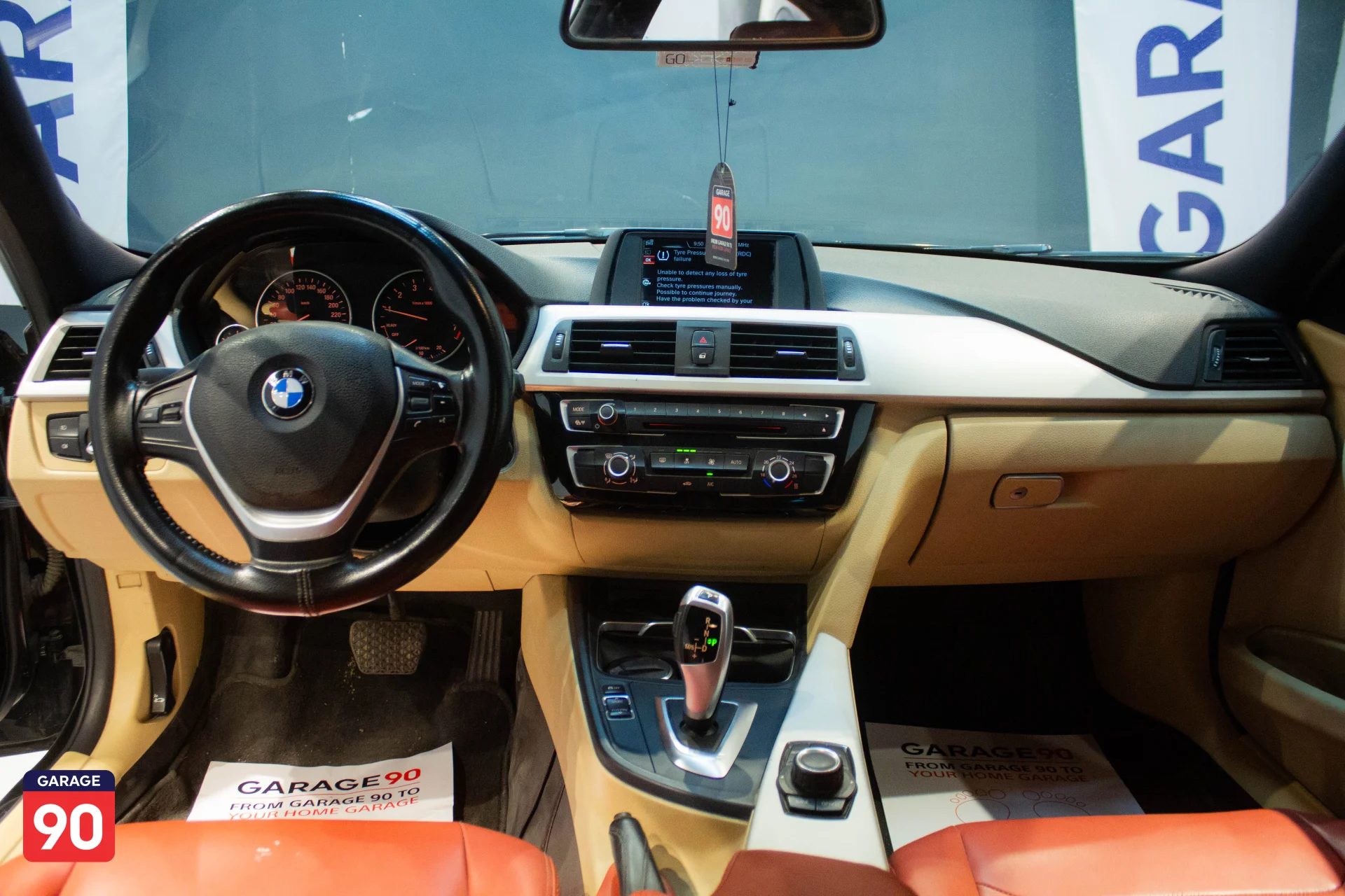 Bmw 318 Luxury Import 2017 - صورة 9