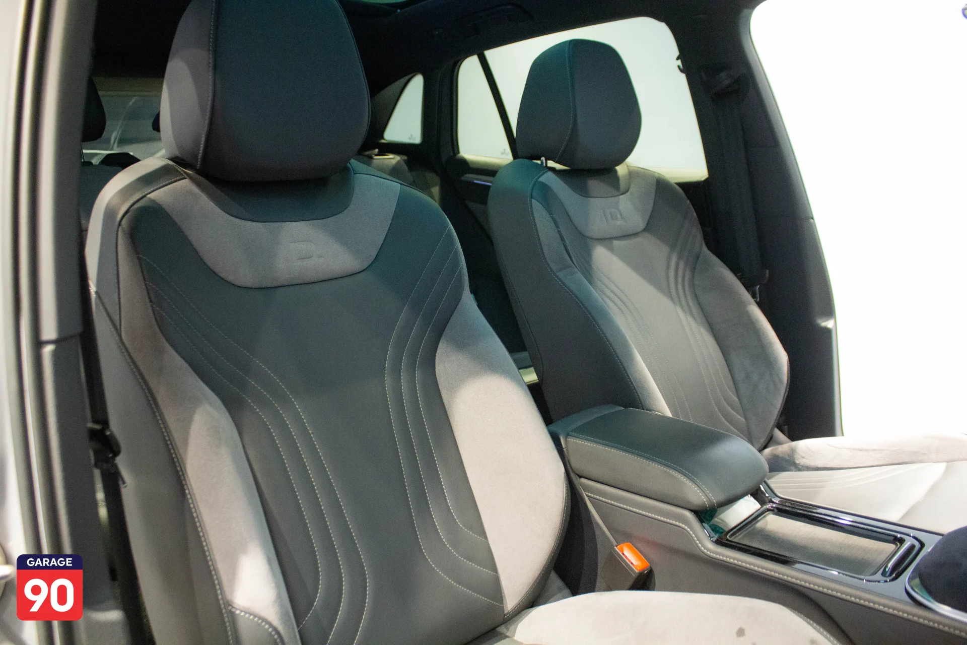 Volkswagen ID4 Crozz SUV Import 2024 - صورة 11
