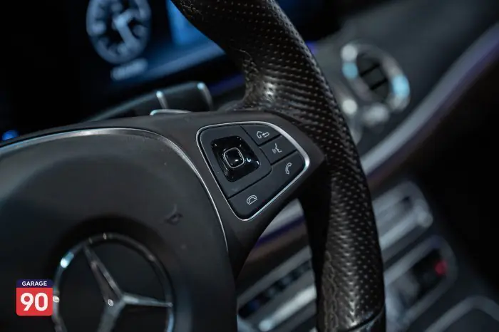 Mercedes-Benz E350e 2018 - صورة 14