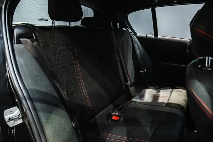 bmw 118i 2019 - صورة 17