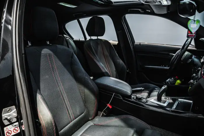 bmw 118i 2019 - صورة 18