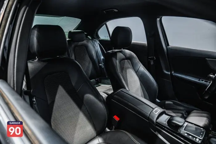 Mercedes-Benz A180 2021 - صورة 17